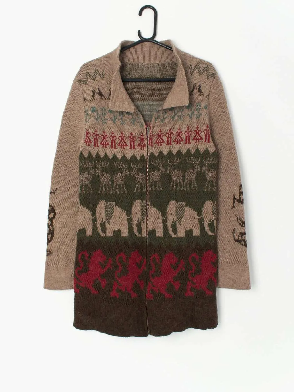 70s vintage longline cardigan with deer, elephants and dragons – XS / Small