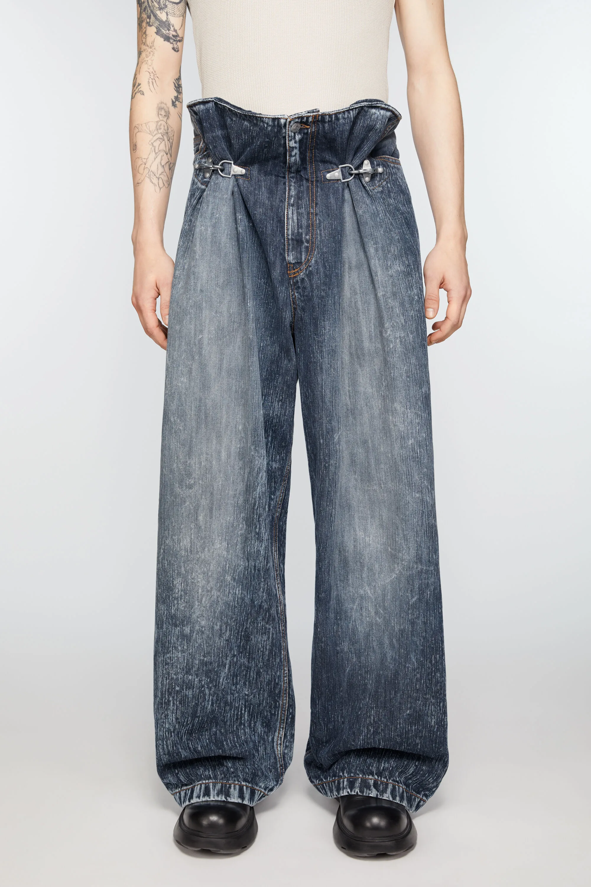 Denim trousers