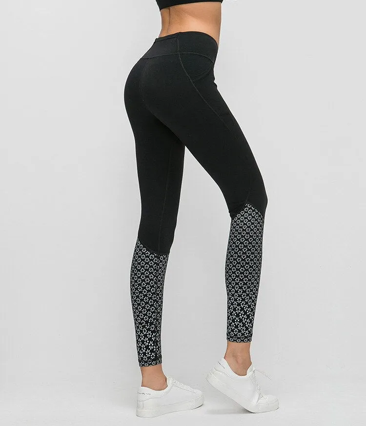 Exhibit Yoga Leggings with pockets