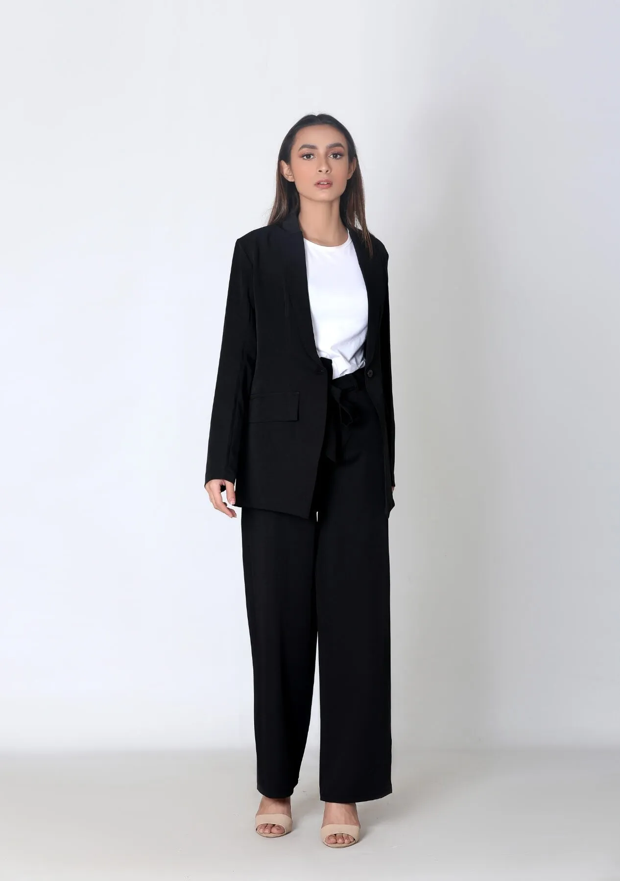 Long Blazer in black