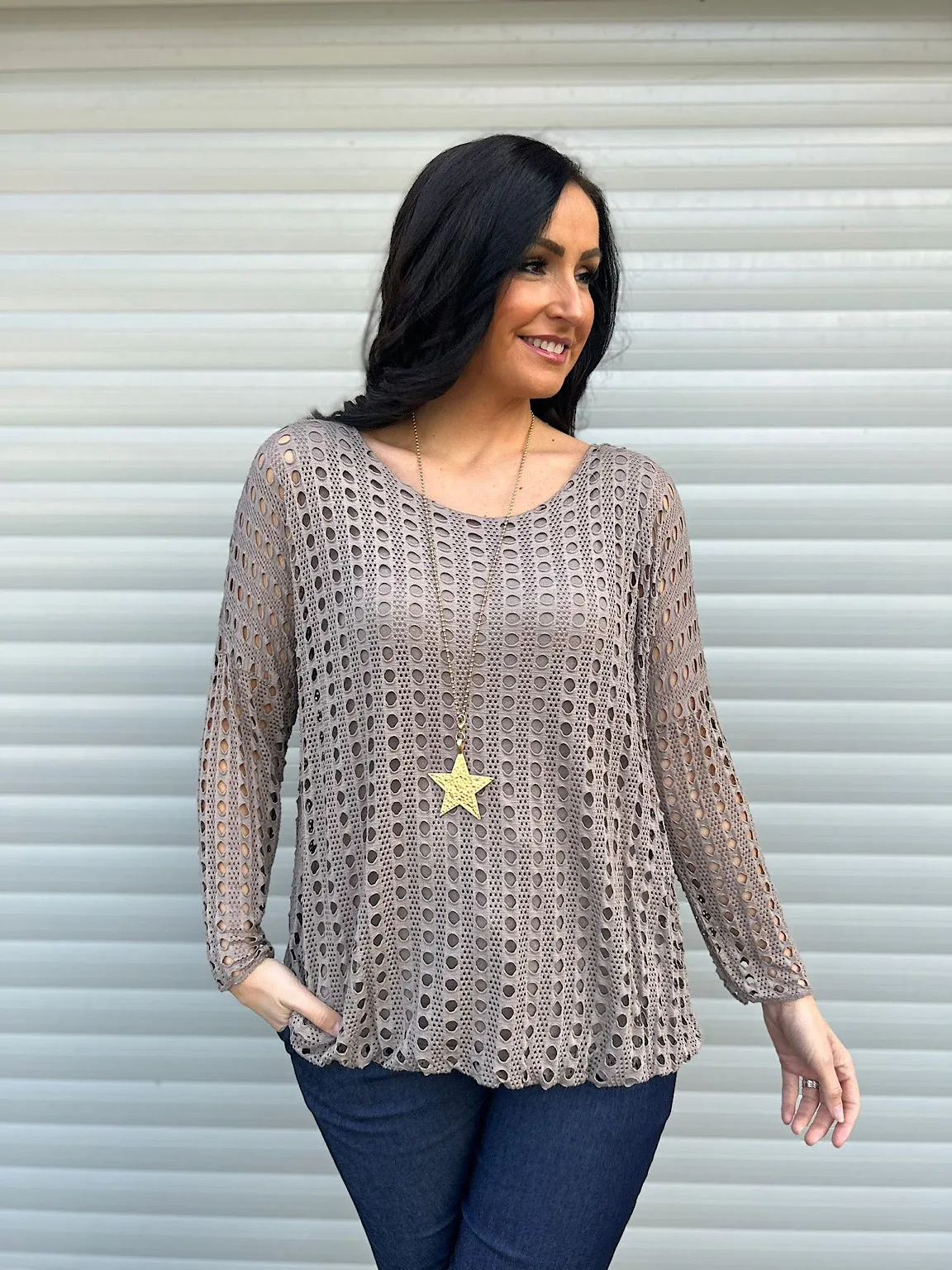 Mocha Lightweight Multi Holes Top Finn