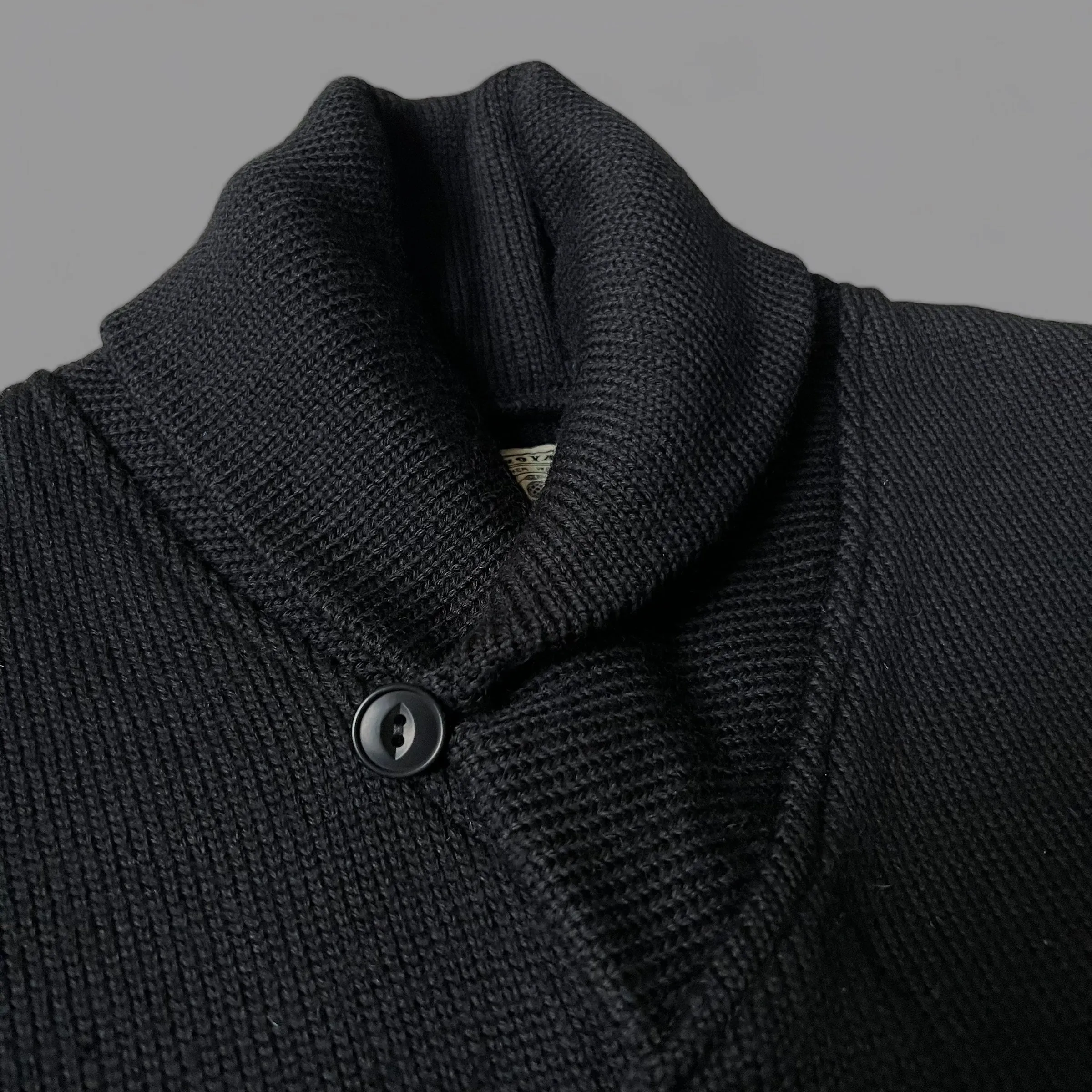 THE NEW VOYAGER CARDIGAN - BLACK