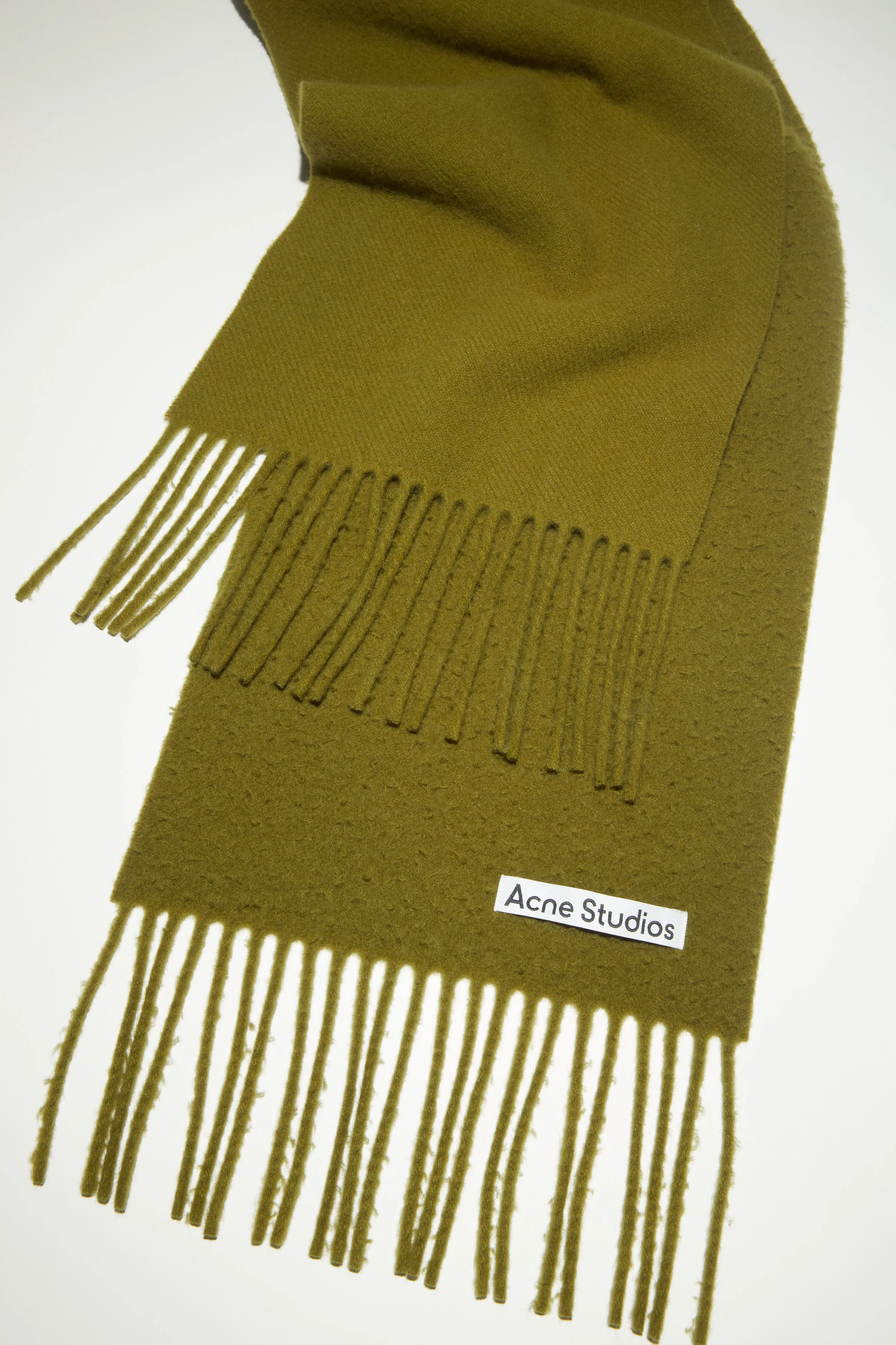 Wool fringe scarf